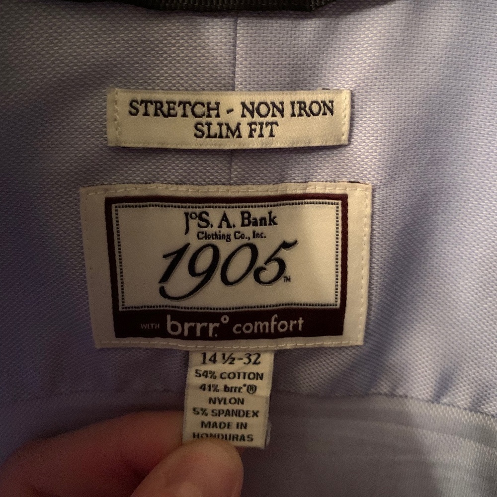 Men’s slim fit 1905 by Jos A Banks dress shirt